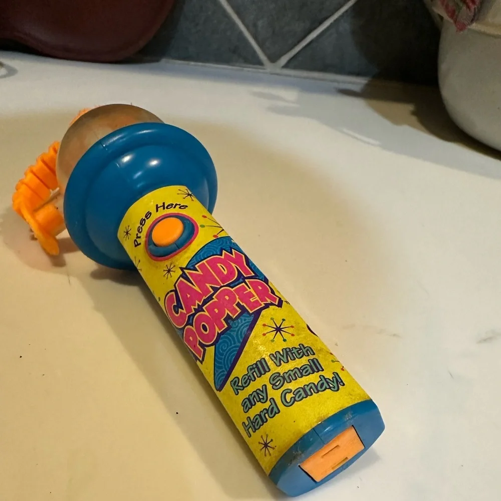 VTG 1995 CANDY POPPER FLAWED HANDHELD COLLECTIBLE SPINNER TOY 7” CAP TOYS, Inc